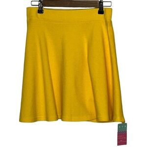 NWT Dani’s Choice Skirt Sz Med
